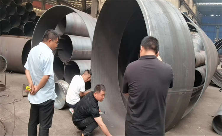 大型知名螺旋鋼管，賀州DN600螺旋鋼管，724mm螺旋鋼管，鋼材場丁字焊管加工廠家